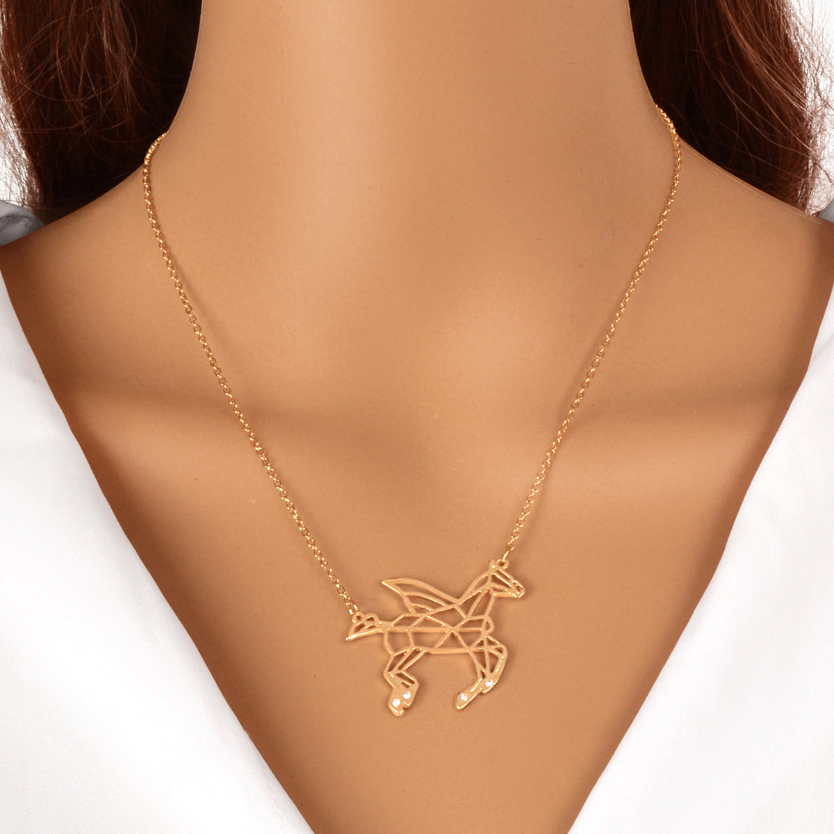 Designer Jewellery Minimalist Creative Gold Hollow Flying Horse Pendant Necklace