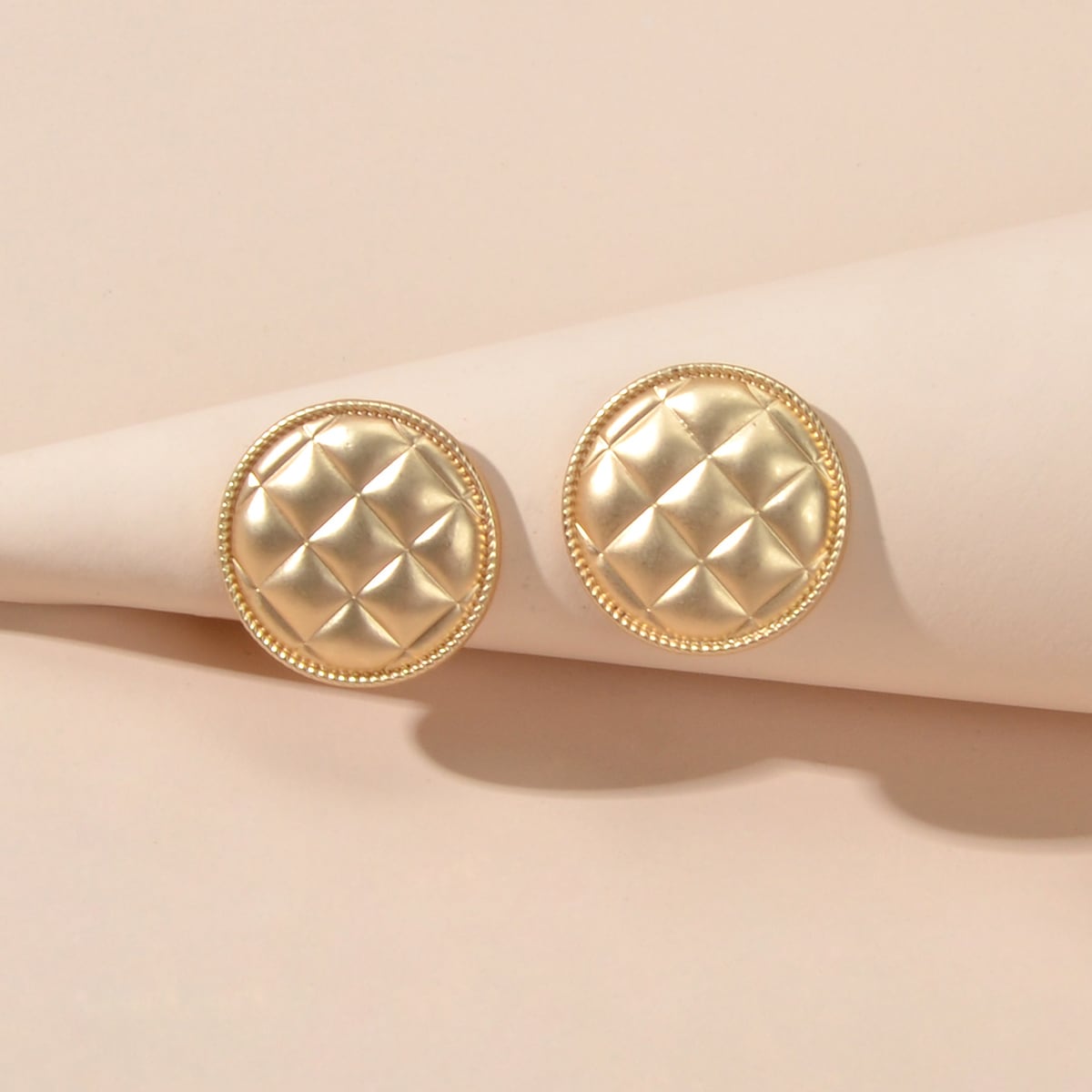 Golden Circular Pattern Carved Stud Earrings Elegant Holiday Round Ear Jewellery-0