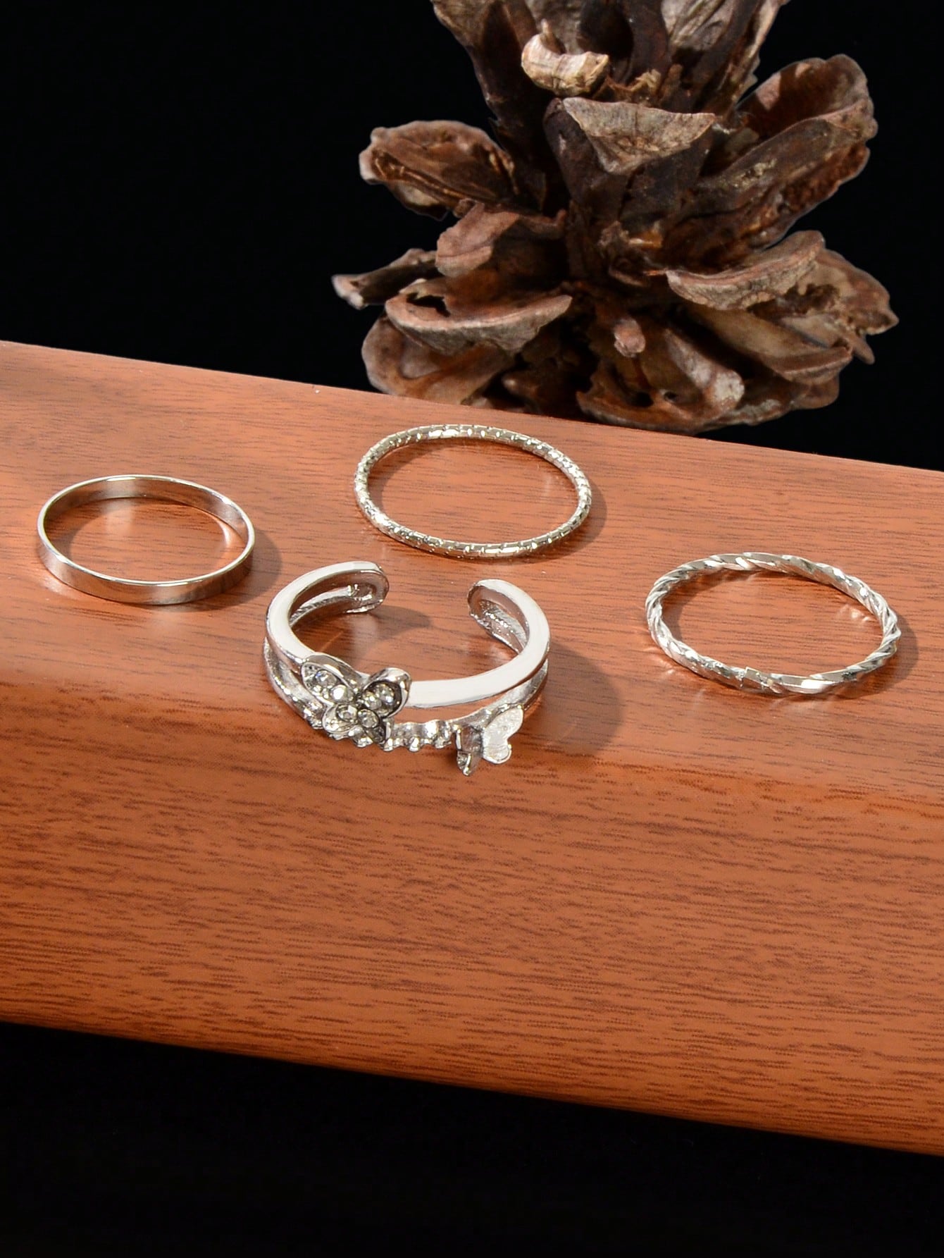 Butterfly Cuff Rings 4pcs/set Relief Anxiety Fidget Finger Knuckle Rings Gift