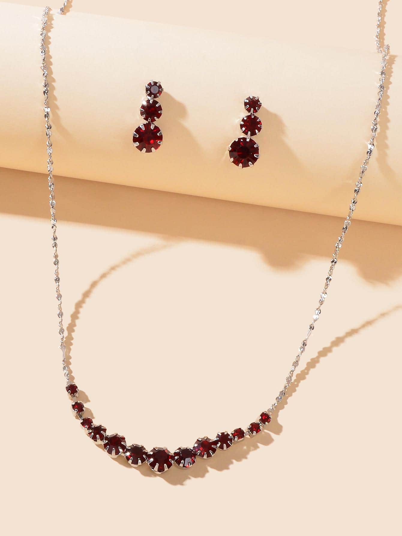 Burgundy Rhinestone Necklace and Winered Earrings Jewelry Set