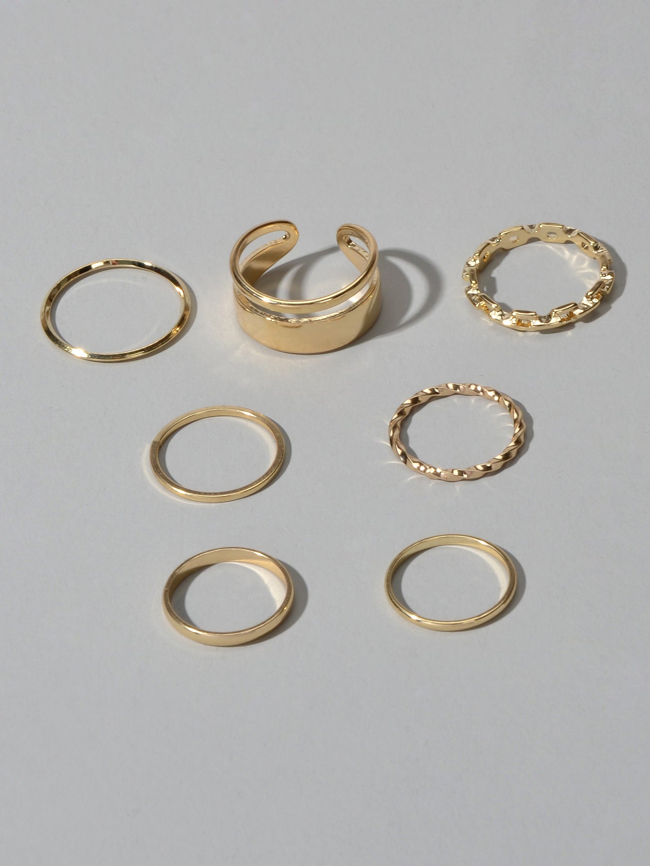 7 pcs Minimalist Gold Silver Stackable Multiple Knuckle Finger Trendy Rings Set