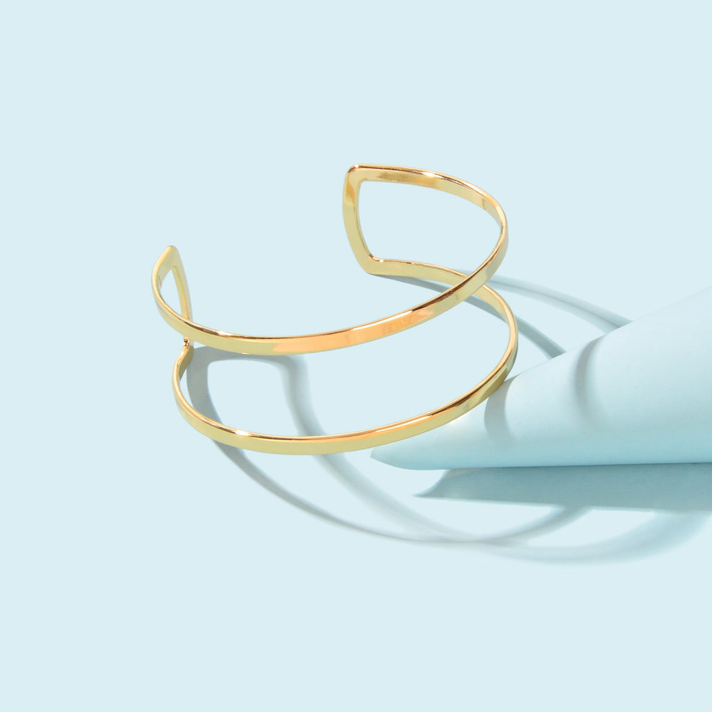 Fashion Minimalist Gold Hollow Wide Opening Bracelet Bangle for Women Festival Gift