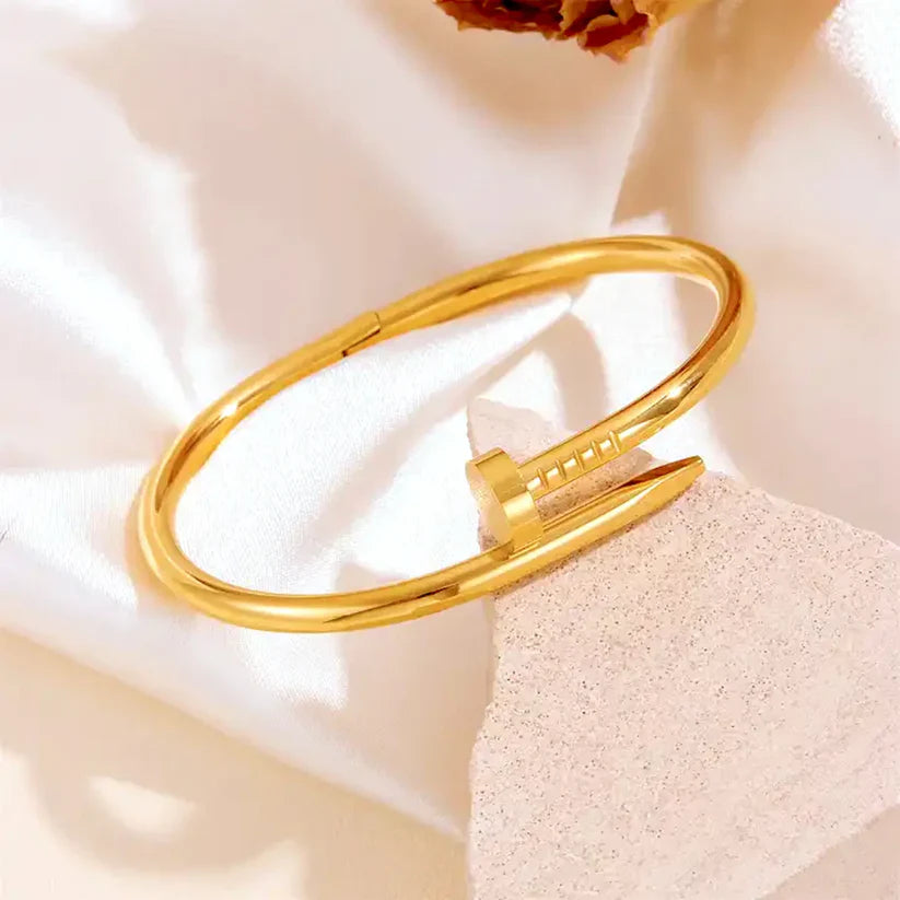 Elegant Nail Bracelet – Minimalist Screw Bangle Jewelry